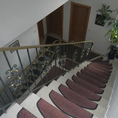 Penzion Gaestehaus Brigitte Garmisch-Partenkirchen