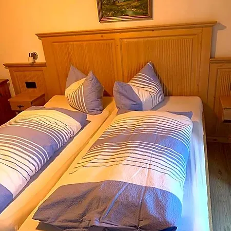 Penzion Gaestehaus Brigitte 3*